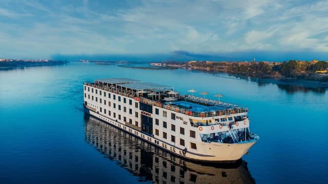 4 Days Nile Cruise Tours from Aswan to Luxor 1