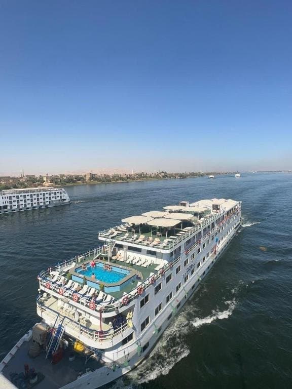4 Days Nile Cruise Tours from Aswan to Luxor 22