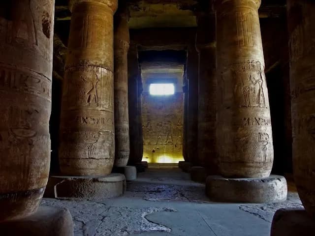 Tour to Dendera and Abydos Temples 4