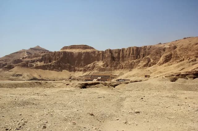 Tour to the West Bank in Luxor 1