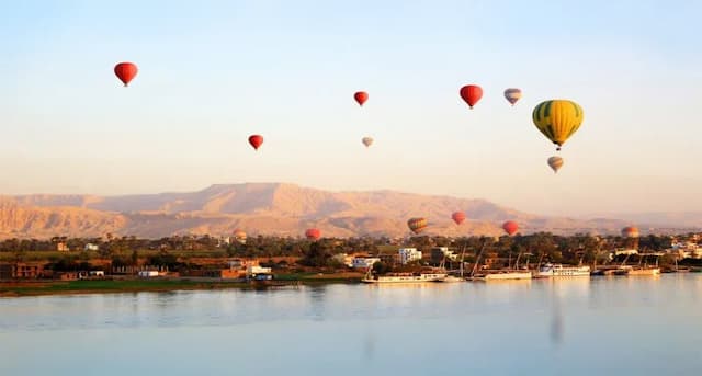 Hot Air Balloon Ride in Luxor, Egypt 5