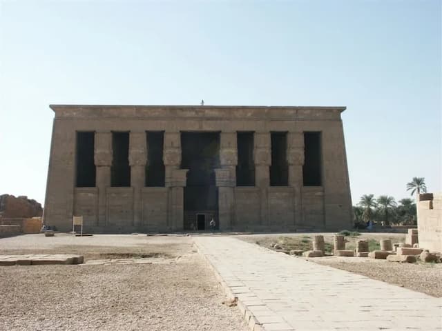 Tour to Dendera and Abydos Temples 2