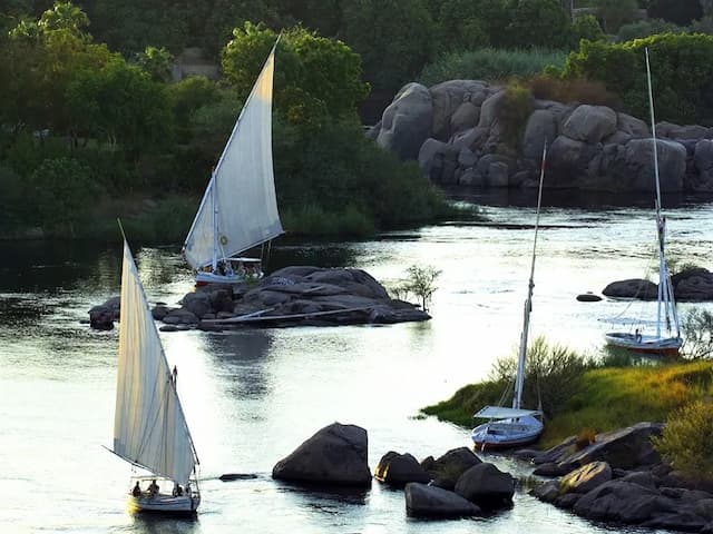 Day Tour of Aswan, Philae Temple and Obelisk 3